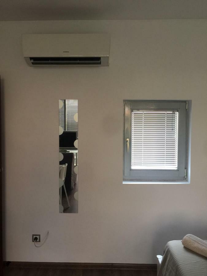 Lilia 4 Self-Check In Apartment Sofia Exterior photo